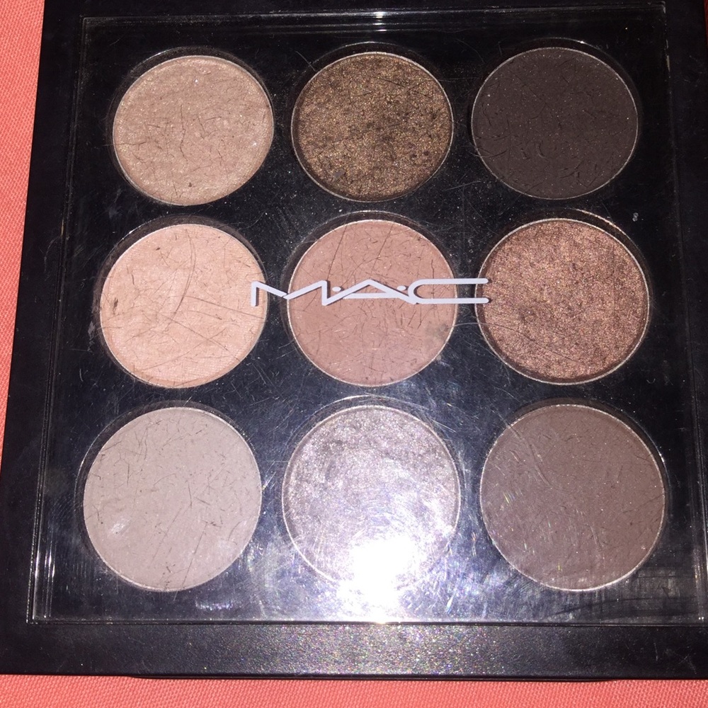 Eyeshadow Palette